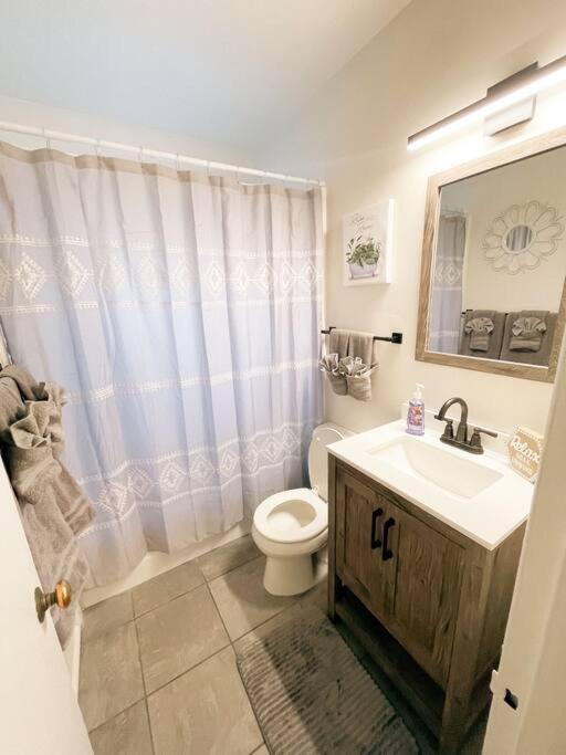 Pet Friendly! Private Casita In Nob Hill Villa Albuquerque Buitenkant foto